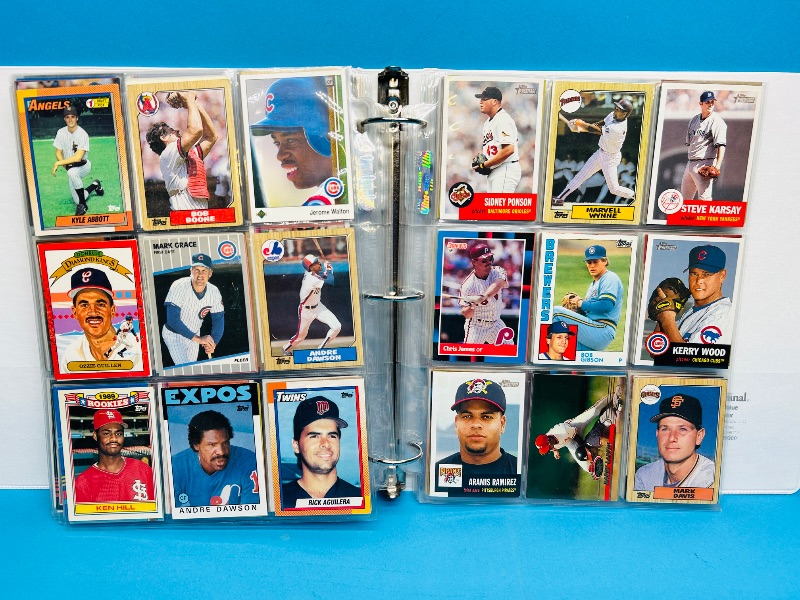 Photo 1 of 687134…final sale no returns/refunds -450 mixed baseball cards in binder