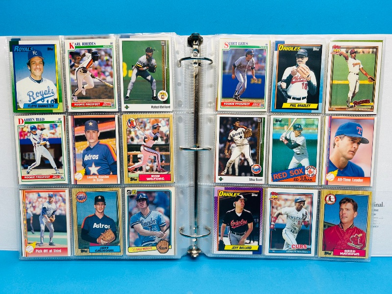 Photo 12 of 687135… final sale no returns/refunds  396 mixed baseball cards in binder 