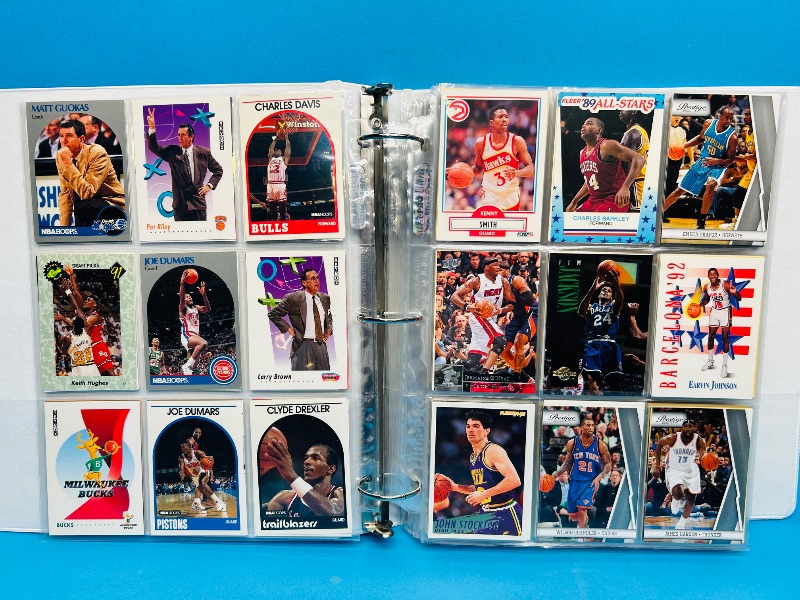 Photo 13 of 687136… final sale no returns/refunds -414 mixed basketball cards in binder 