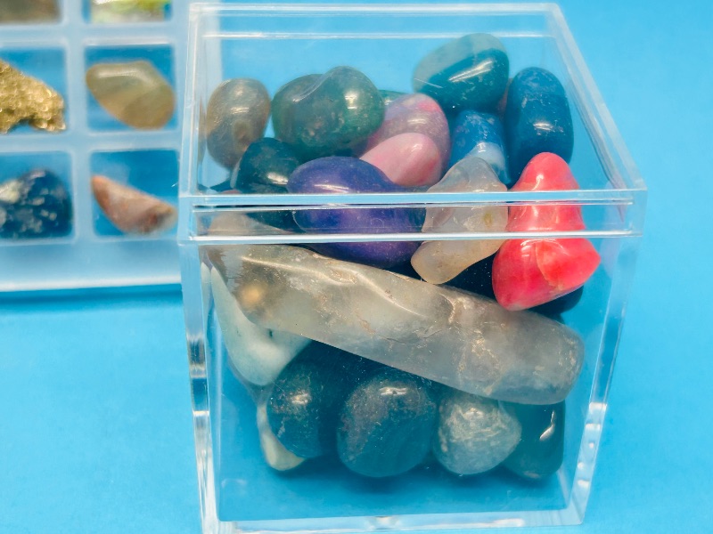 Photo 2 of 687281…small polished  rock collection in acrylic cases 