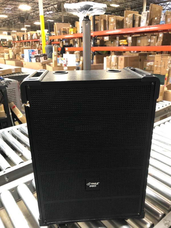 Photo 2 of 12'' Portable Wireless Bluetooth Speaker System - Built-in Rechargeable Battery, Wireless Microphone, USB/Micro SD/FM - 80 Watt - FM Radio with Digital LED Display, PWMA1299A 12 inch
Missing microphone
Missing microphone