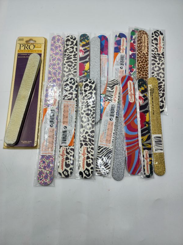 Photo 1 of 18 Pack Nail Files 