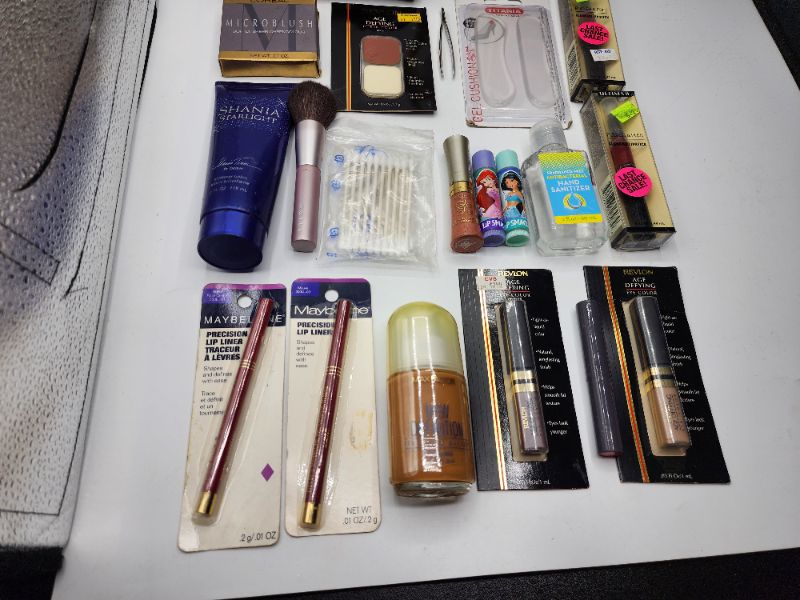 Photo 3 of Miscellaneous Brand Name Cosmetics New 