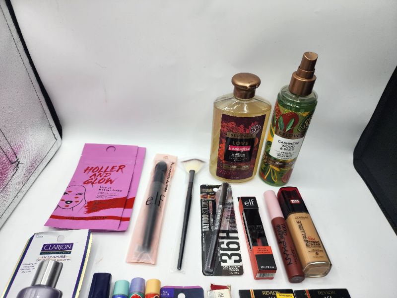 Photo 2 of Miscellaneous Brand Name Cosmetics New 