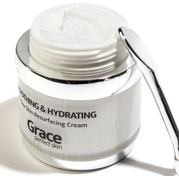 Photo 1 of Smoothing and Hydrating All Day Skin Resurfacing Cream Glossy Supple Skin Includes Aloe Vera Green Tea Grape Seed to Soothe Calm Restore Aging Skin Lock in Essential Moisture New 