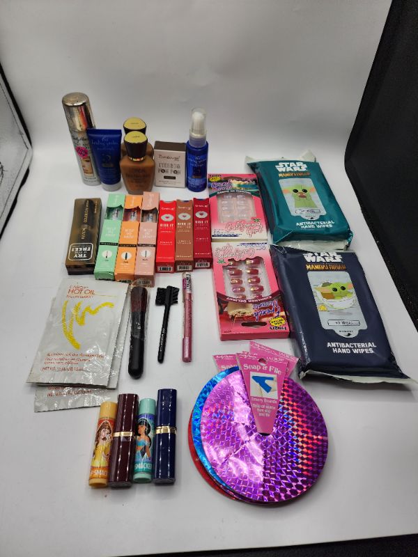 Photo 1 of Miscellaneous Brand Name Cosmetics New 