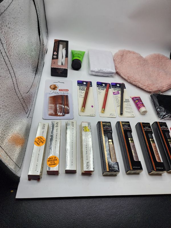 Photo 2 of Miscellaneous Brand Name Cosmetics New 