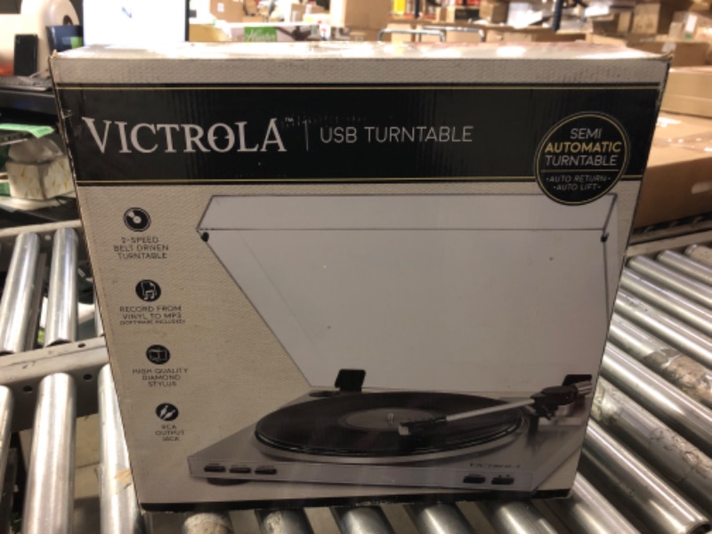 Photo 3 of Victrola VPRO 3100 Silver
