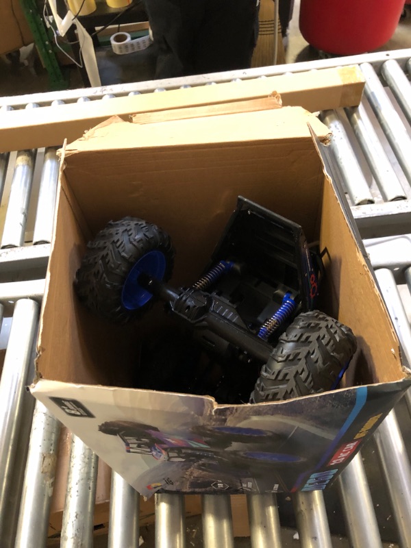 Photo 2 of DEERC DE60 Large 1:8 Scale Upgraded RC Cars Remote Control Car for Adults Boys,Off Road Monster Truck with Realistic Sound,2.4Ghz 4WD Rock Crawler Toy All Terrain Climbing,2 Batteries for 80 Min Play Classic Blue