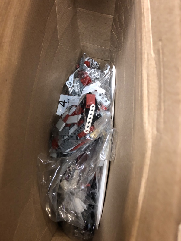 Photo 1 of LEGO Star Wars: The Clone Wars Coruscant Guard Gunship 75354 Buildable Star Wars Toy for 9 Year Olds, Gift Idea for Star Wars Fans Including Chancellor Palpatine, Padme and 3 Clone Trooper Minifigures
