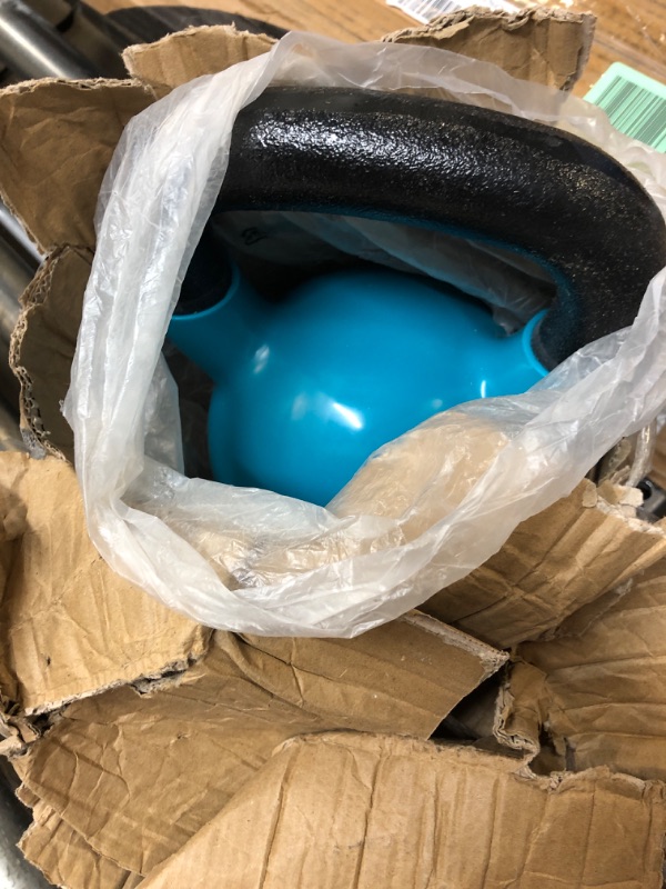 Photo 2 of Amazon Basics Vinyl Coated Cast Iron Kettlebell Weight 40lb Kettlebell