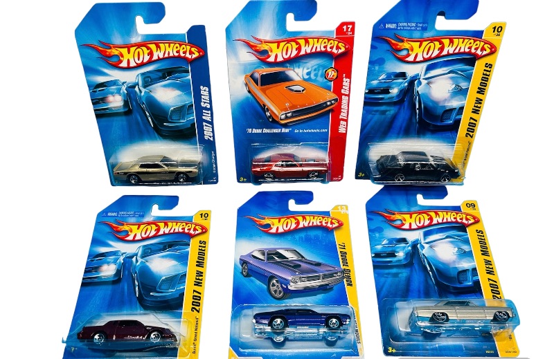 Photo 1 of 698355… 6 hot wheels die cast cars