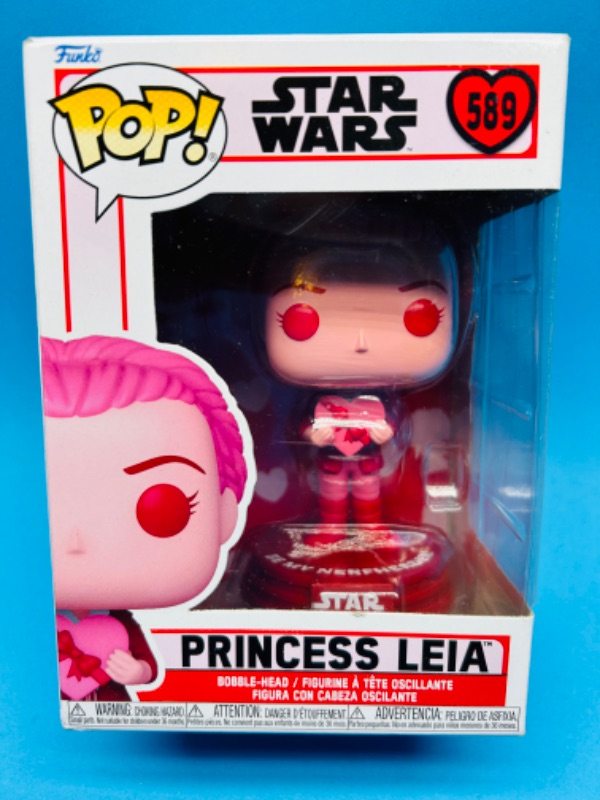 Photo 1 of 698401… Funko pop Star Wars Princess Leia bobblehead figure 