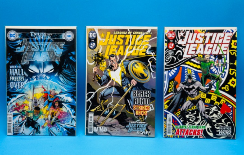 Photo 1 of 698407… 3 justice league comics in plastic sleeves 