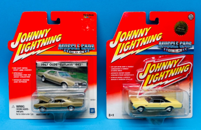 Photo 1 of 698445…2 Johnny lightning die cast muscle cars 