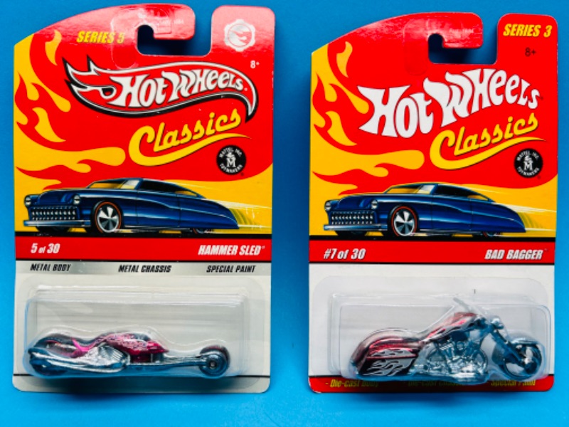 Photo 1 of 698447…2 hot wheels classics motorcycles with special paint 