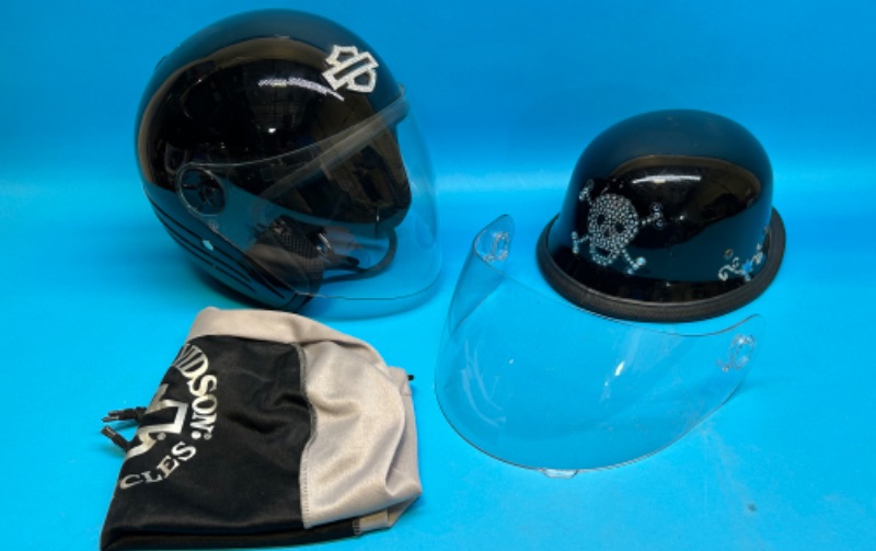 Photo 1 of 698460…2 ladies motorcycle helmets- extra visor and carry bag size small 