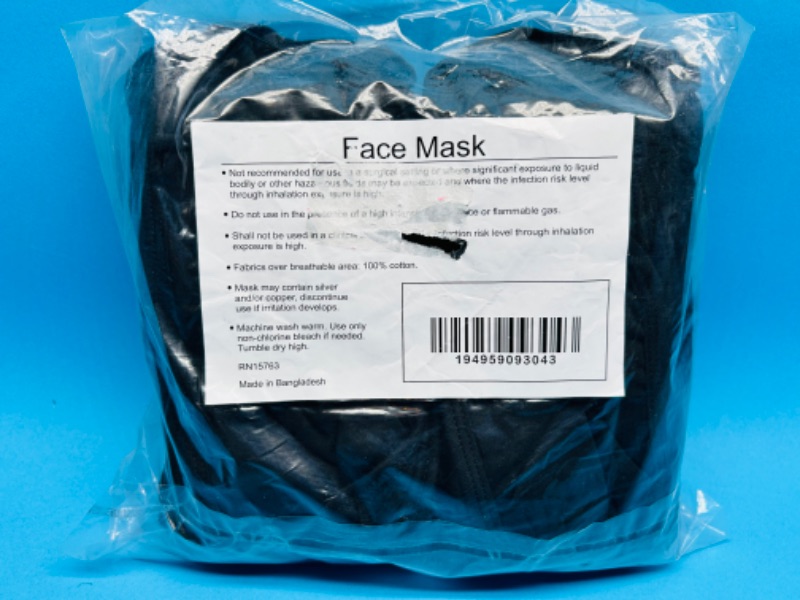 Photo 1 of 698522…40 cotton face masks