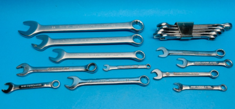 Photo 1 of 698536…assorted metric wrenches 