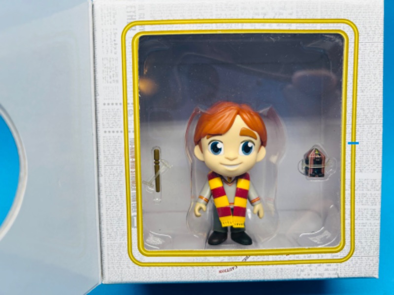 Photo 2 of 698538…Harry Potter Ron Weasley vinyl figure 