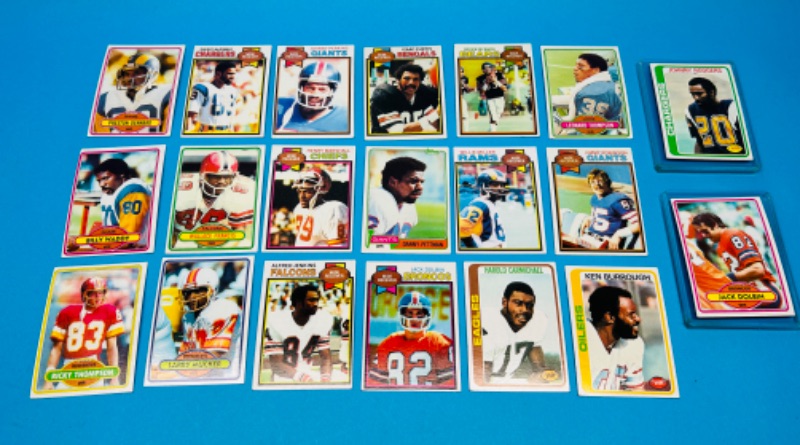 Photo 1 of 698572…20 vintage wide receivers 1978-80 football cards in 2 thick toploaders 