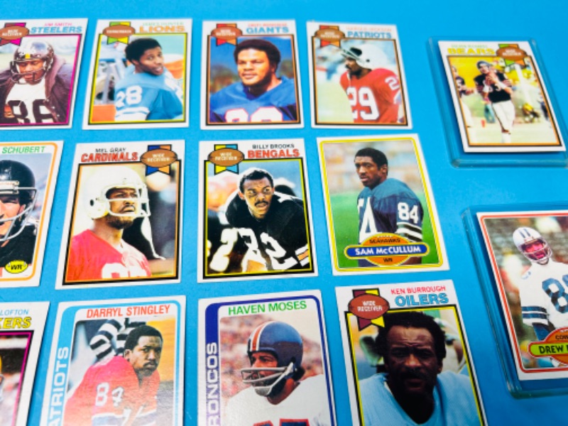 Photo 3 of 698573… 20 vintage wide receivers 1978-80 football cards in 2 thick toploaders 