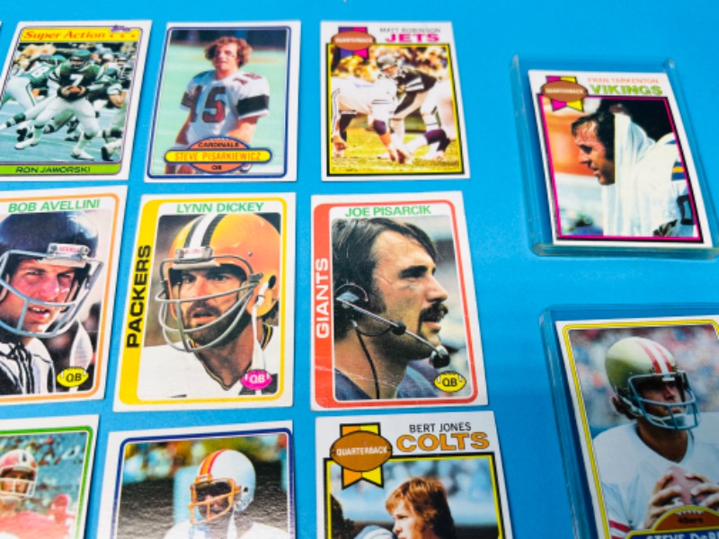 Photo 2 of 698575… 20 vintage quarterbacks 1978-80 football cards in 2 thick toploaders 
