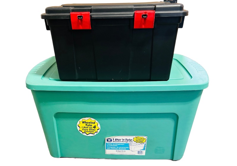 Photo 1 of 698638…medium sterlite and 48 gallon rolling tote with lids