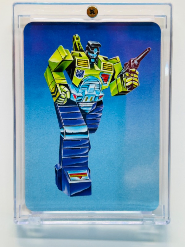 Photo 1 of 698676…1985 Transformers Scavenger card 117 series 1  in hard plastic case