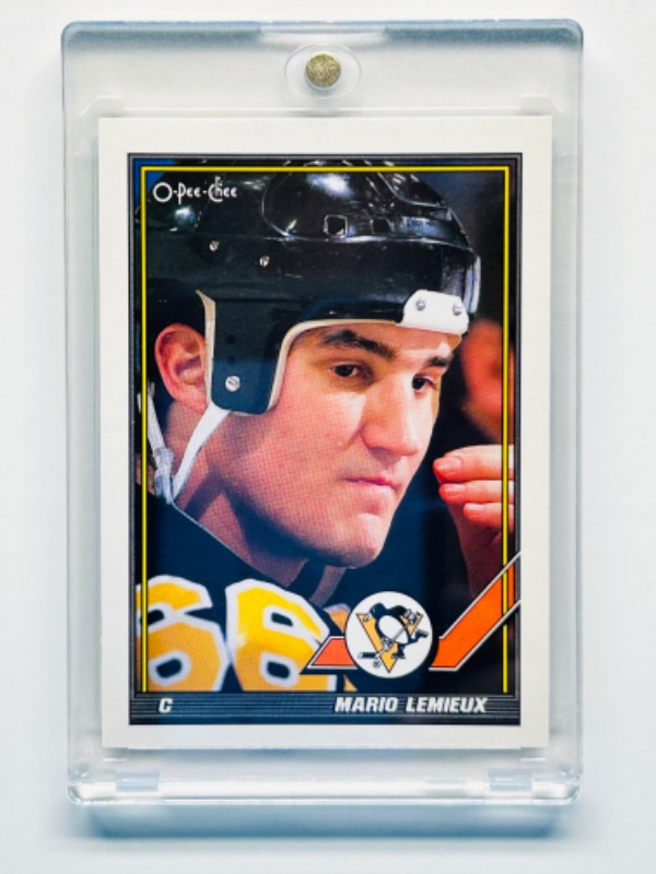 Photo 1 of 698691…O-Pee-Chee Mario Lemieux card 153  in hard plastic case 