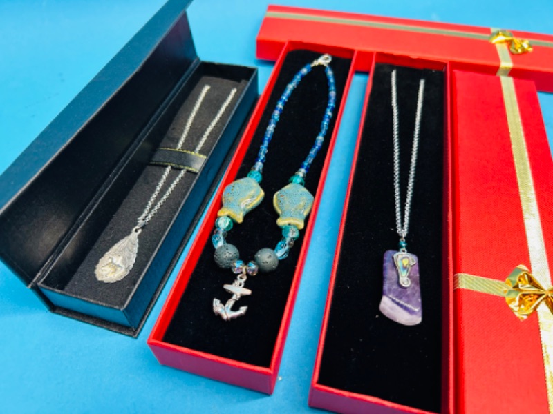 Photo 2 of 698751…3 fashion necklaces in gift boxes 