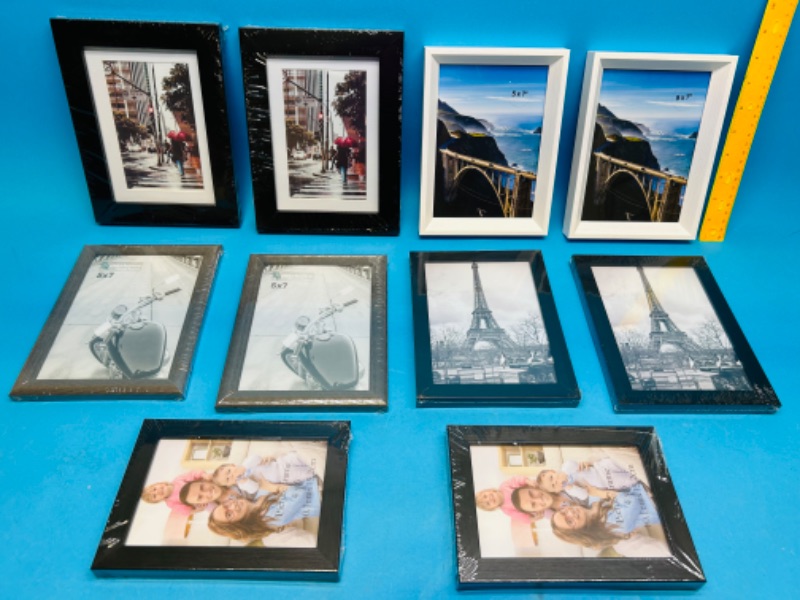 Photo 1 of 698779..10 picture frames 5 x 7 ‘s  and 4 x 6’s-new in plastic 