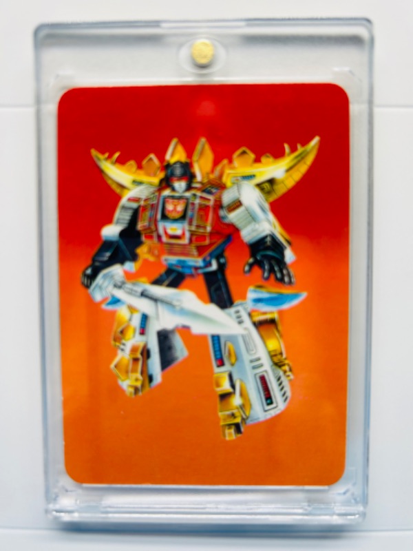 Photo 1 of 698822…vintage 1985 transformers series 1 Snarl card 36  in hard plastic case 