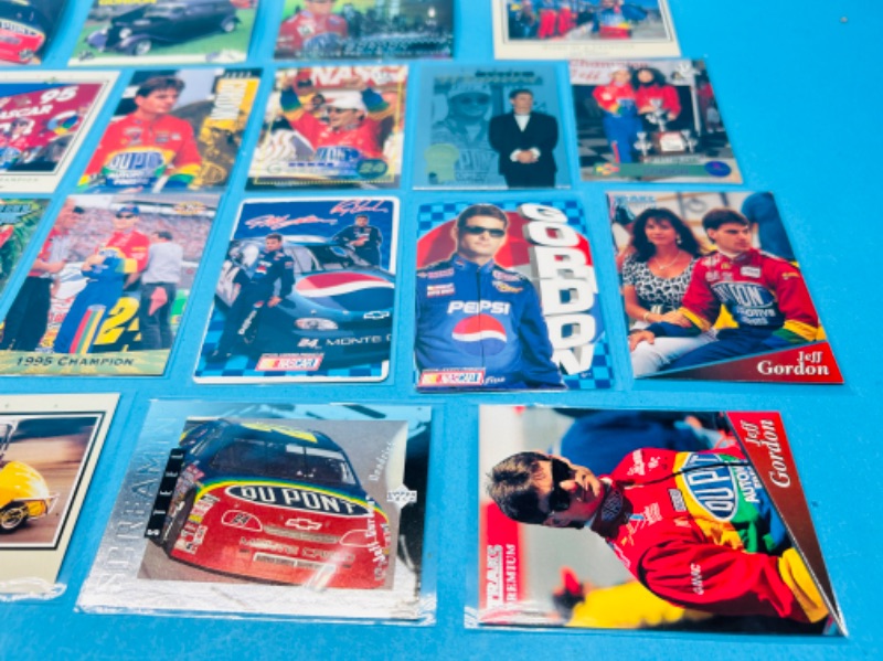 Photo 4 of 698835…20 NASCAR Jeff Gordon trading cards in plastic sleeves 