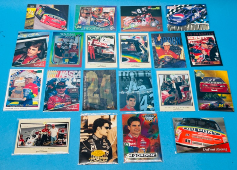 Photo 1 of 698836…20 NASCAR Jeff Gordon trading cards in plastic sleeves 