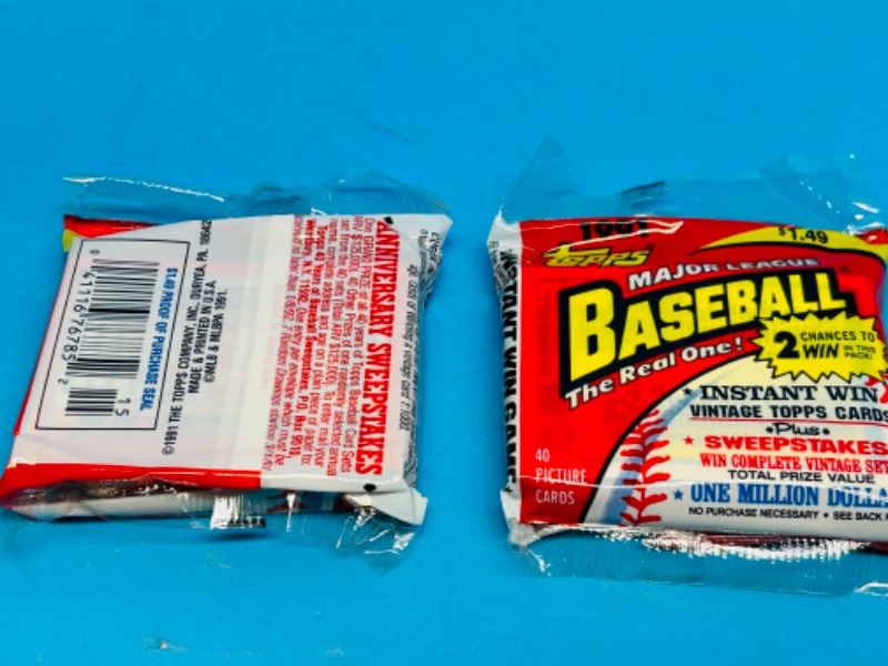 Photo 4 of 698892…2 sealed Topps 1991 baseball the real one packs-40 cards per pack