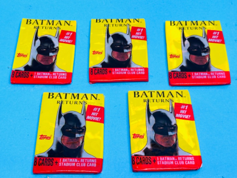 Photo 1 of 698902…final sale no returns/refunds-5 sealed Batman returns trading card packs