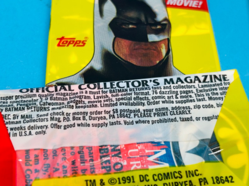 Photo 2 of 698902…final sale no returns/refunds-5 sealed Batman returns trading card packs