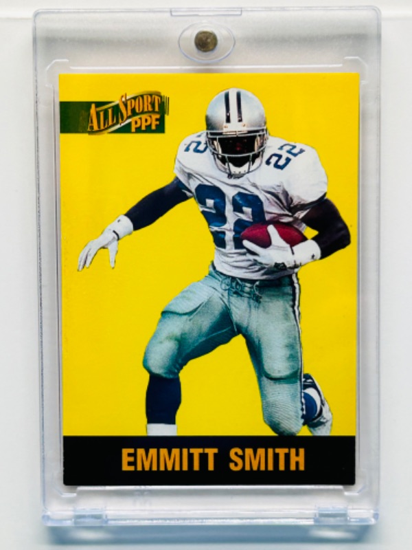 Photo 1 of 698914…1996 Emmitt Smith card 87 in hard plastic case 