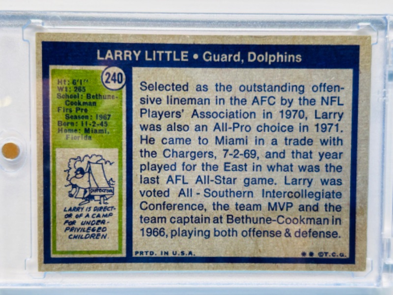 Photo 2 of 698952…1972 Rookie Larry Little card 240  in hard plastic case 