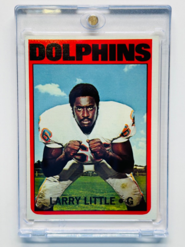 Photo 1 of 698952…1972 Rookie Larry Little card 240  in hard plastic case 