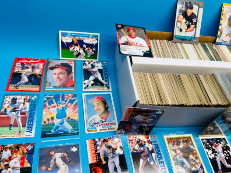 Photo 5 of 699024…1500+ mixed baseball cards in box