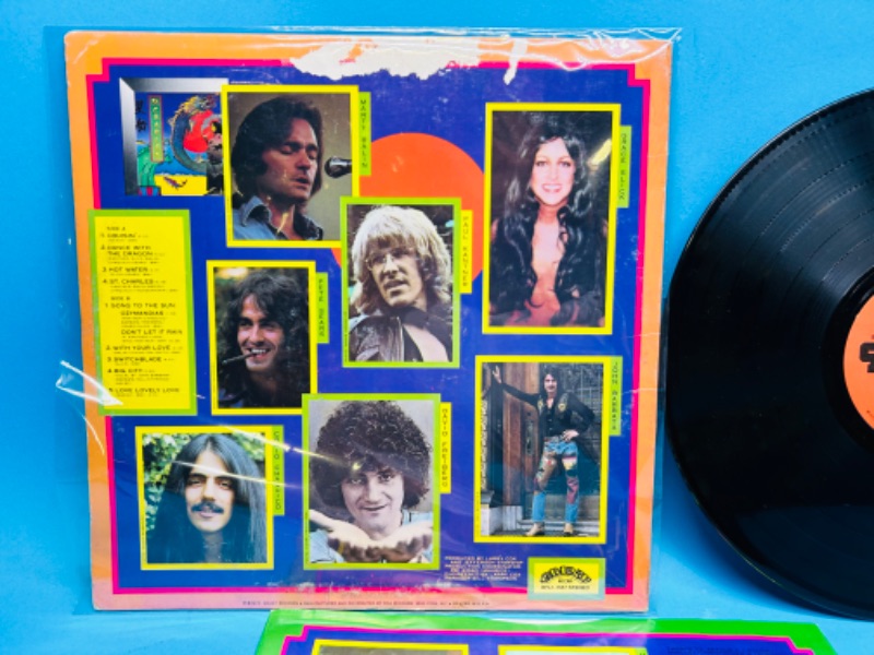 Photo 2 of 699034… Jefferson Starship vinyl record 33 rpm in plastic sleeve - cover has damage 