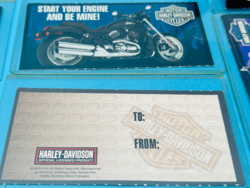 Photo 2 of 699066…8 Harley Davidson Valentines most chrome foil in hard plastic sleeves 