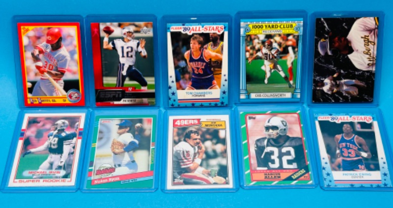 Photo 1 of 699084…10 sports trading cards in hard plastic sleeves 