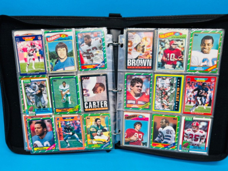 Photo 1 of 699115…252 mixed vintage football trading cards in binder -may have wear from age