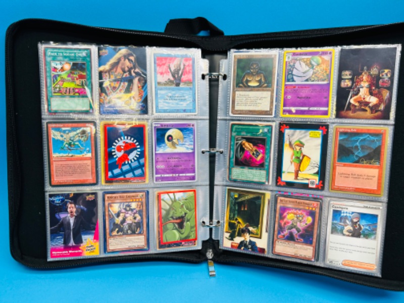 Photo 12 of 699116…252 mixed character and game cards in binder