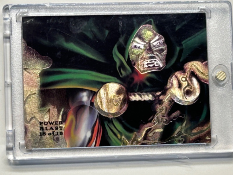 Photo 3 of 669139…Flair Dr.Doom power blast card 18 in  hard plastic case