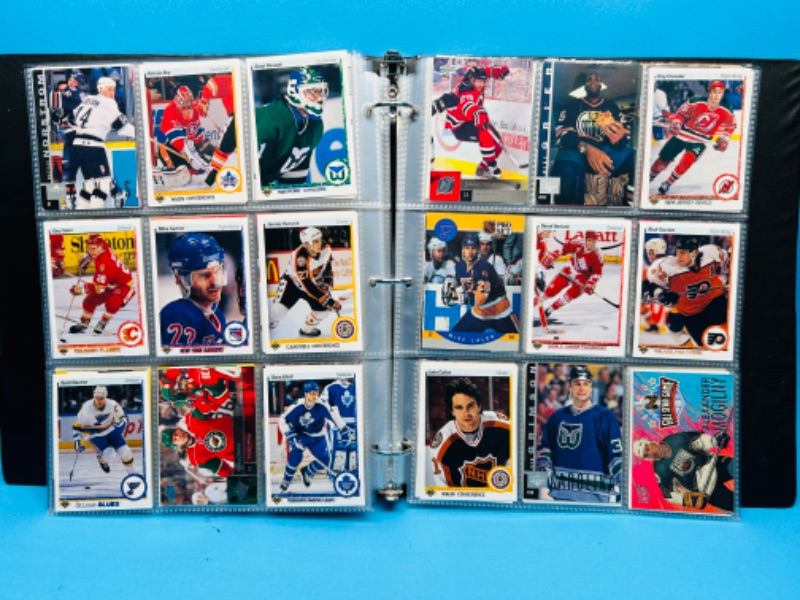 Photo 11 of 699153…270 mixed hockey cards in binder