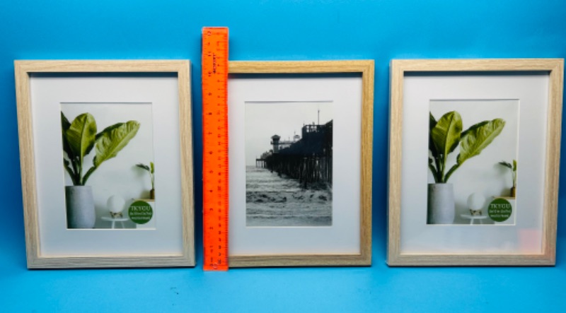 Photo 1 of 699200…3 new 8 x 10 wood frames